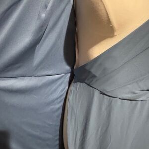 David’s Bridal ladies Long Georgette VNECK dress size 6. NWT